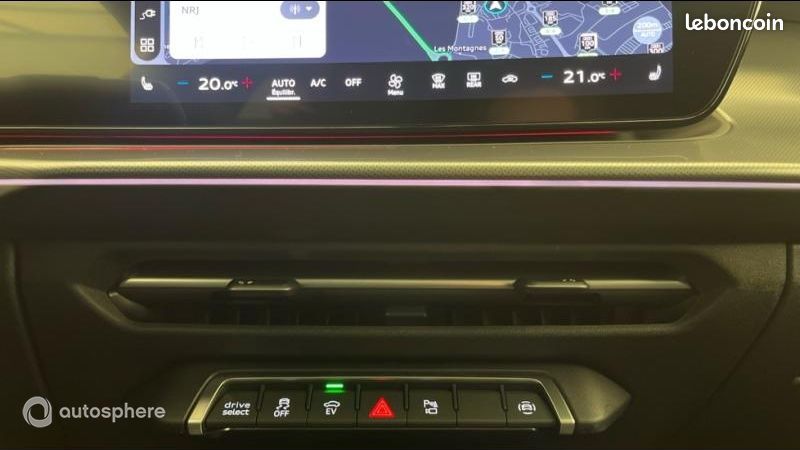 Audi Q3 1.5 e-hybrid 272ch S line S tronic 6 (image 21)
