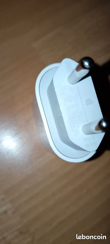 Enbout de chargeur apple (image 7)