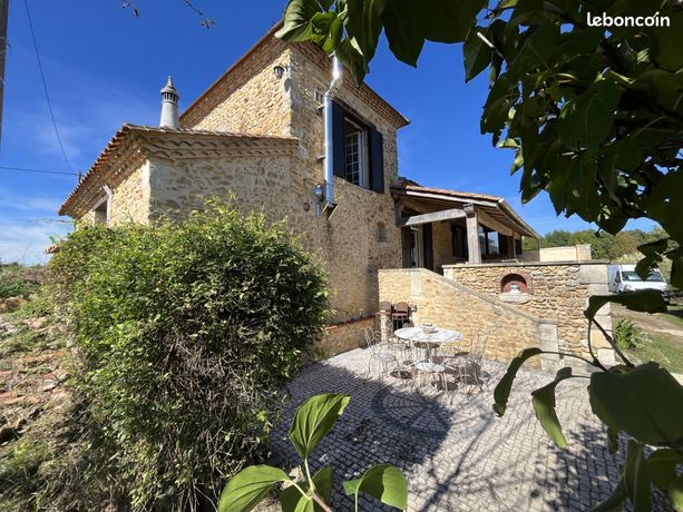Maison 3 pièces 77 m²
