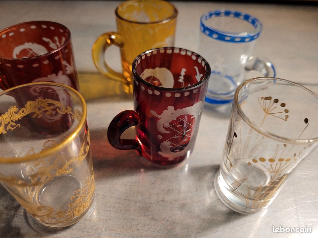 6 Verres a liqueur anciens (image 2)