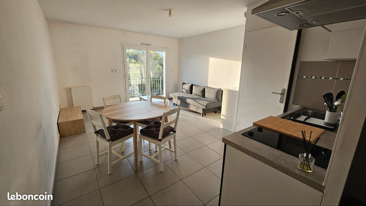 Appartement 1 pièce 30 m² · à Le Haillan · 30 m² · 700 €