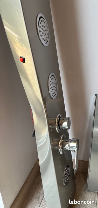 Colonne de douche neuve (image 2)