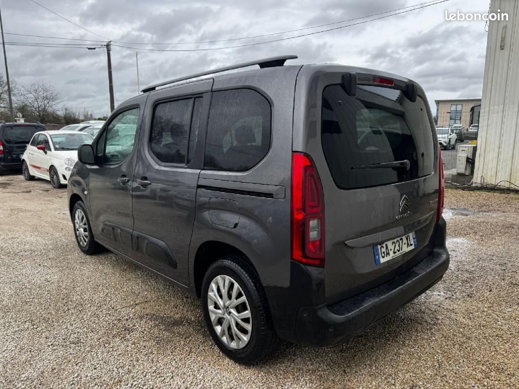 Citroën Berlingo Taille M BlueHDi 130 SetS EAT8 Feel (image 3)