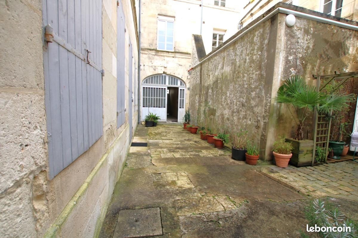 Appartement 2 pièces 48 m² - Rochefort 17300 (image principale 0)