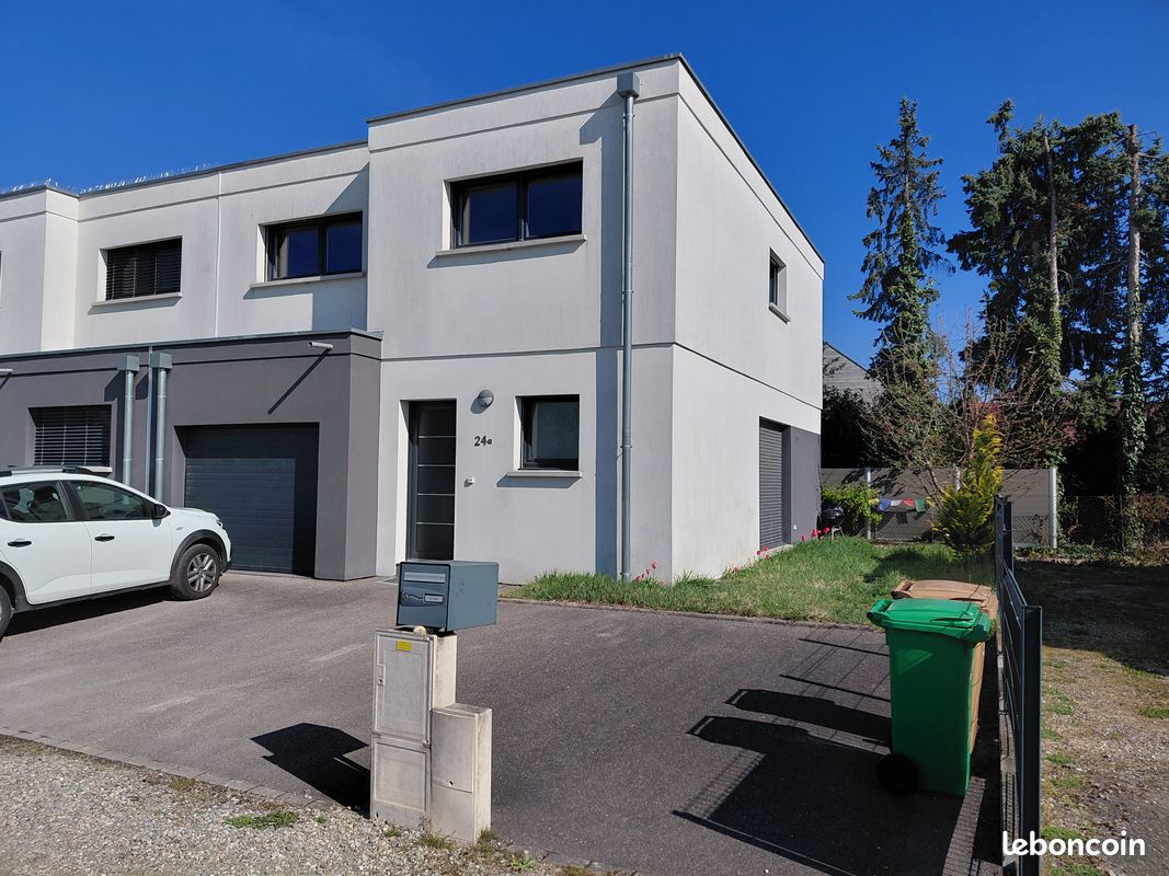 Maison 5 pièces 101 m² · à Village-Neuf · 101 m² · 425 000 €