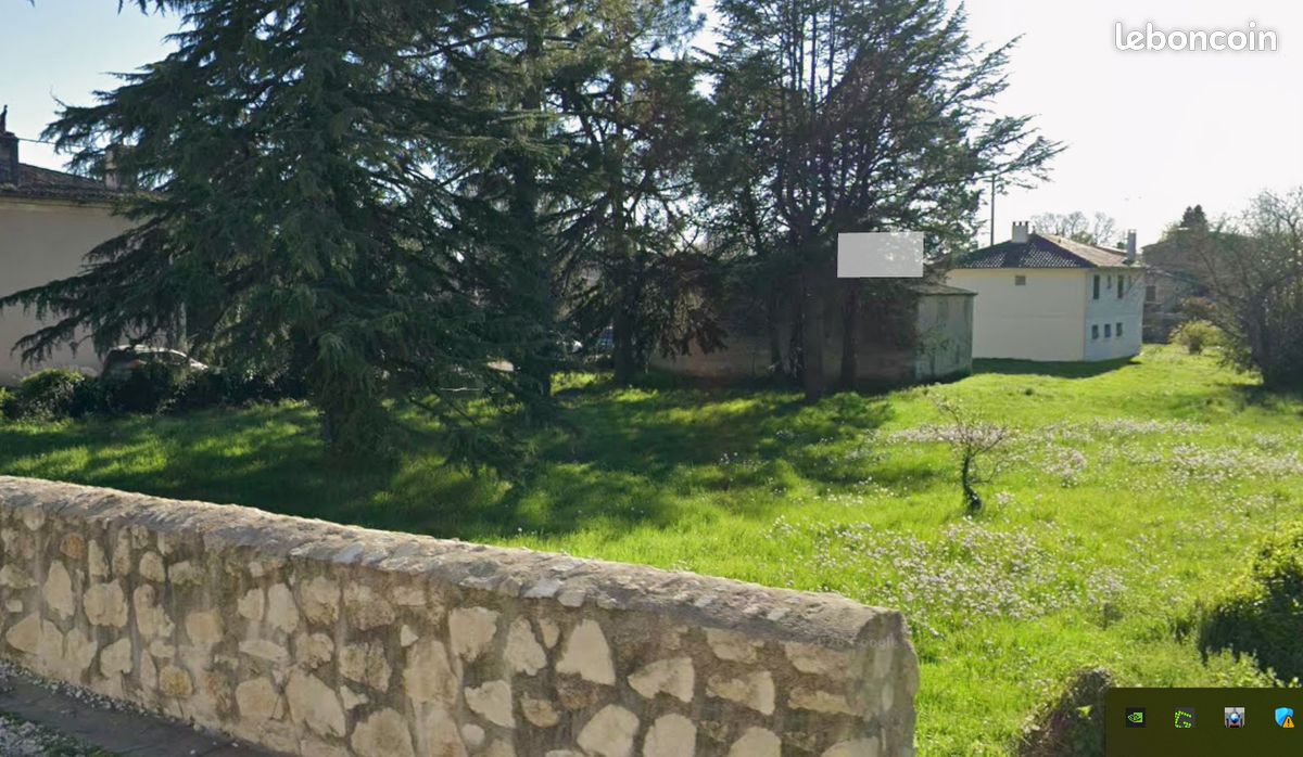 Terrain Constructible à Vendre à Paillet · 178 700 €