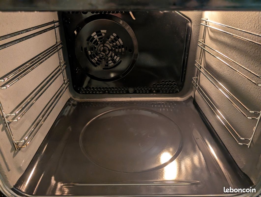 Cuisinière Electrolux – État neuf – Sous garantie (image 8)