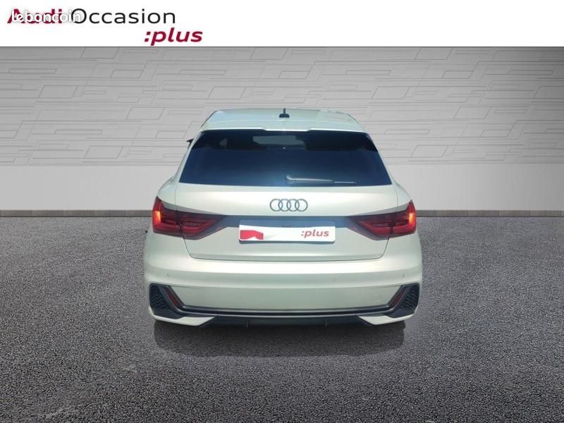Audi A1 Sportback 30 TFSI 116ch S line S tronic 7 (image 15)