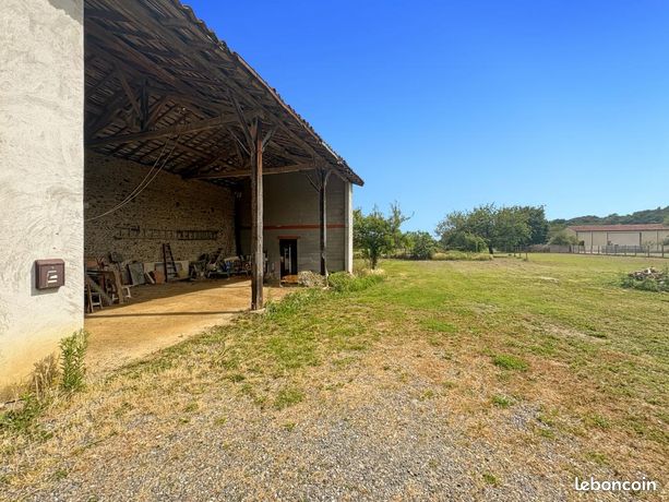 Maison 1 pièce 100 m²