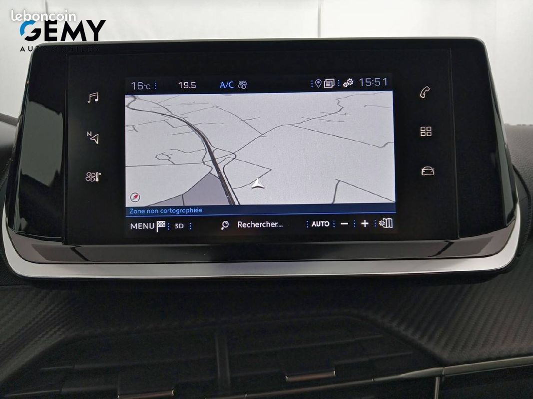 PEUGEOT 2008 PureTech 100 S&S BVM6 Style (image 14)