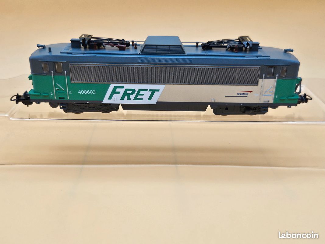 Locomotive électrique PIKO BB8600 – Échelle HO – Verte – Neuve – Réf 96511