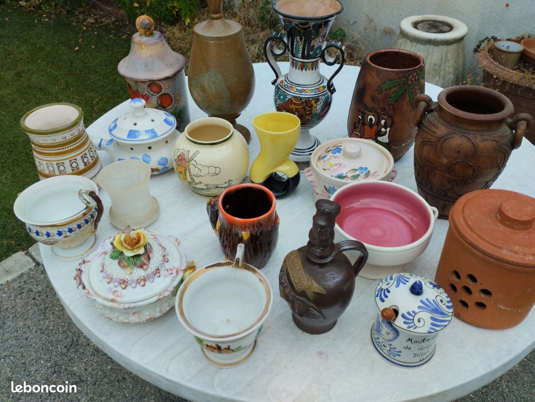 Lot de pots, vases, boîtes (image 1)