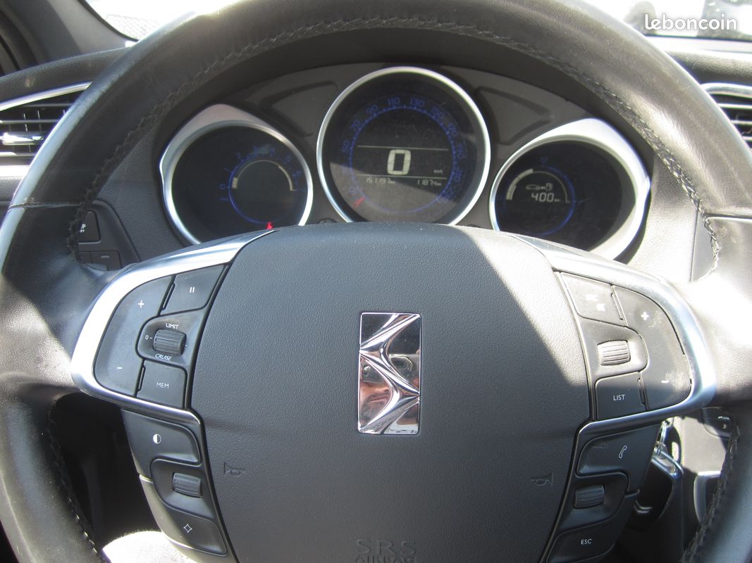 Citroen ds4 1.6 hdi 115ch so chic bv6 1ere main (image 8)