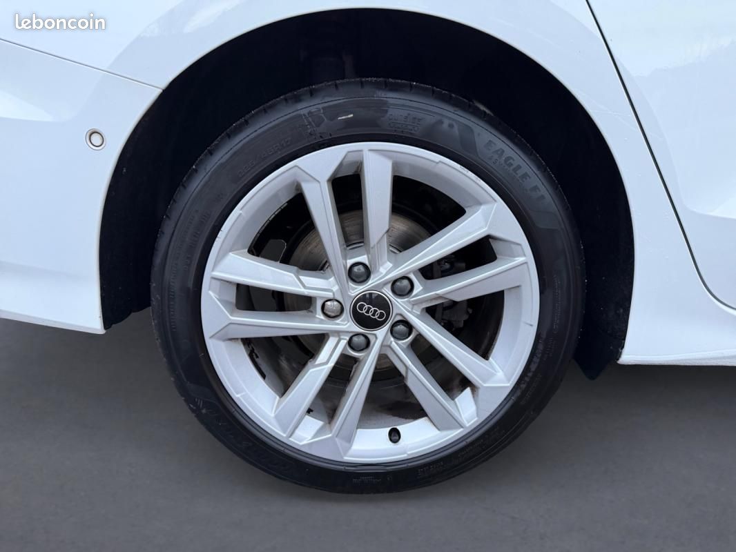 Audi A3 Berline IV 35 TFSI 150 BUSINESS LINE (image 16)