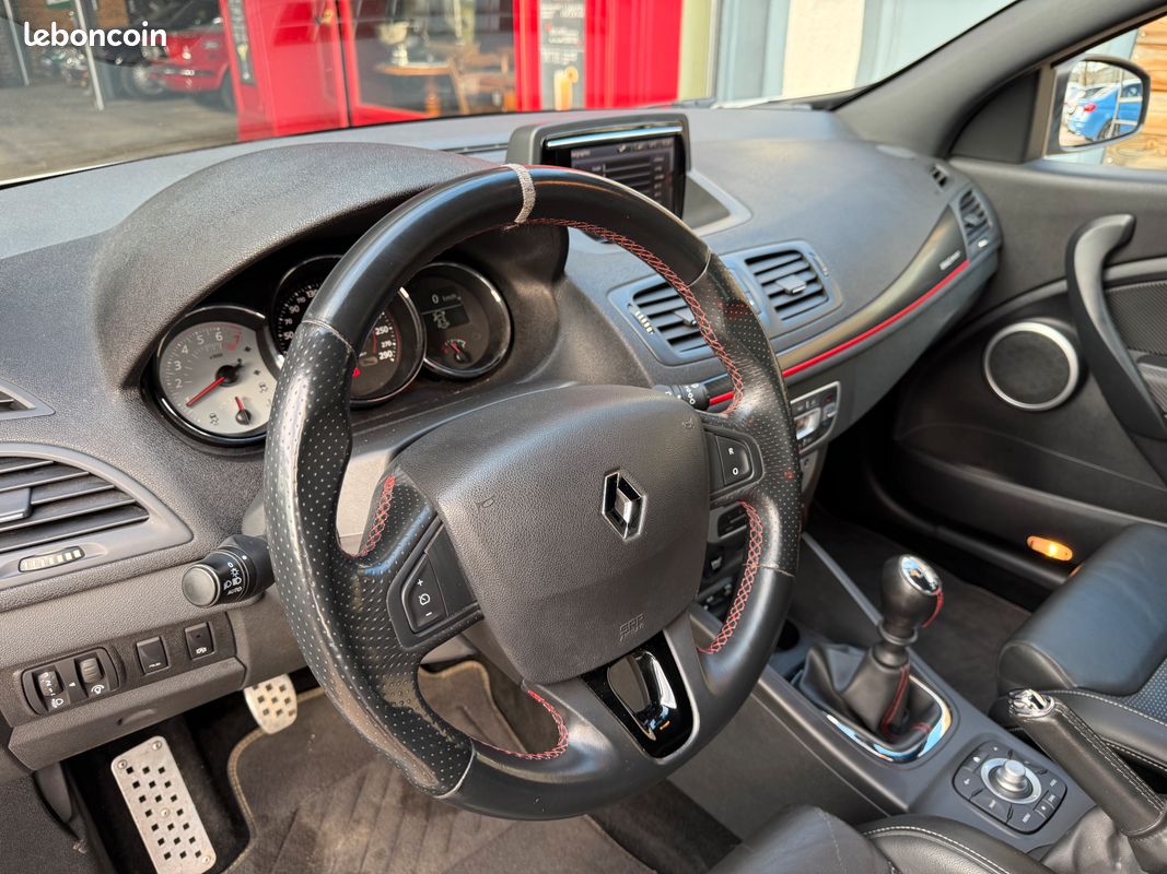 Renault Megane 3 (III) RS 275 CUP/ RECARO (image 7)