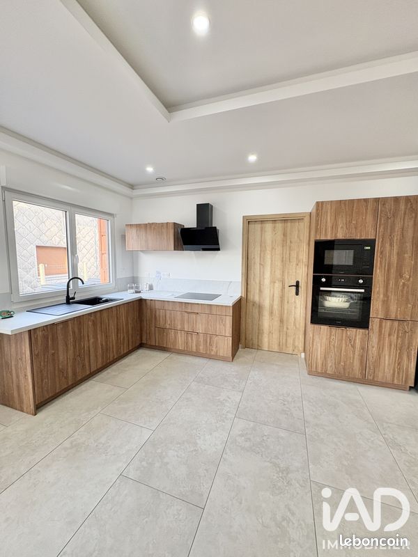 Maison 5 pièces 115 m² · à Bruay-sur-l'Escaut · 115 m² · 260 000 €