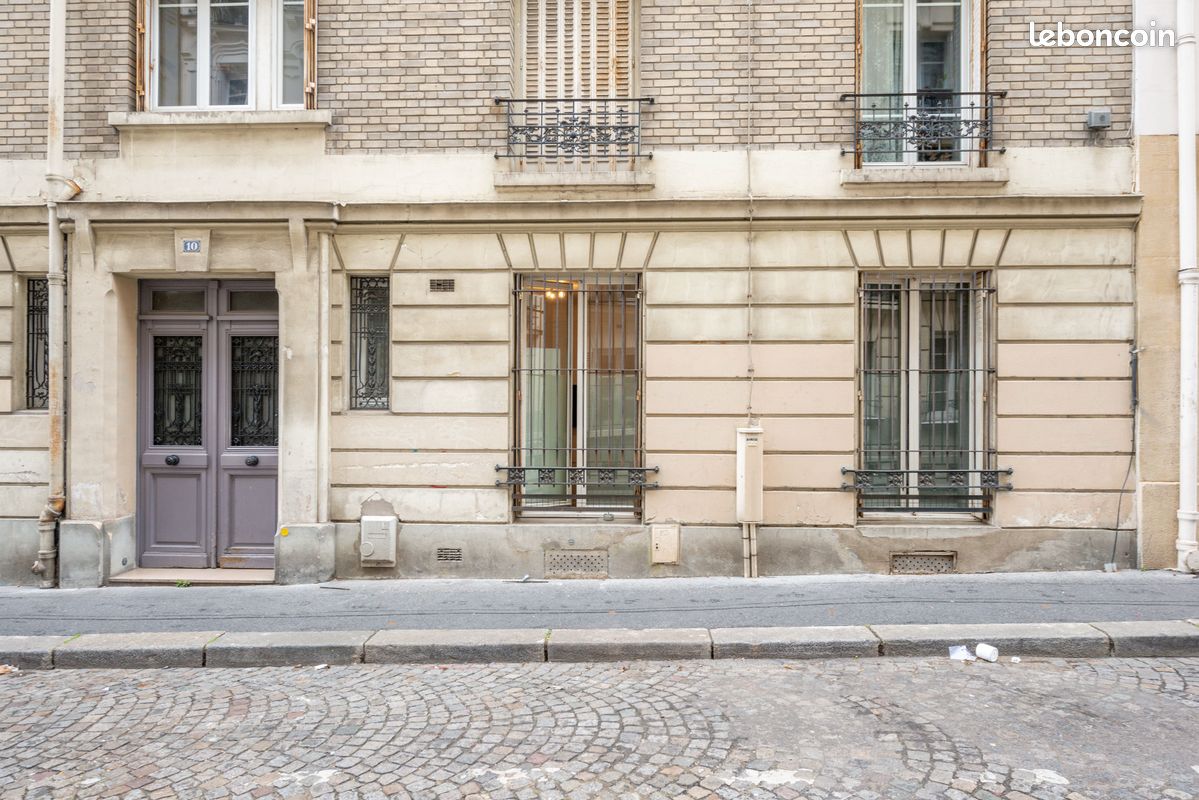 Appartement 2 pièces 27 m² · à Paris · 27 m² · 1 280 €