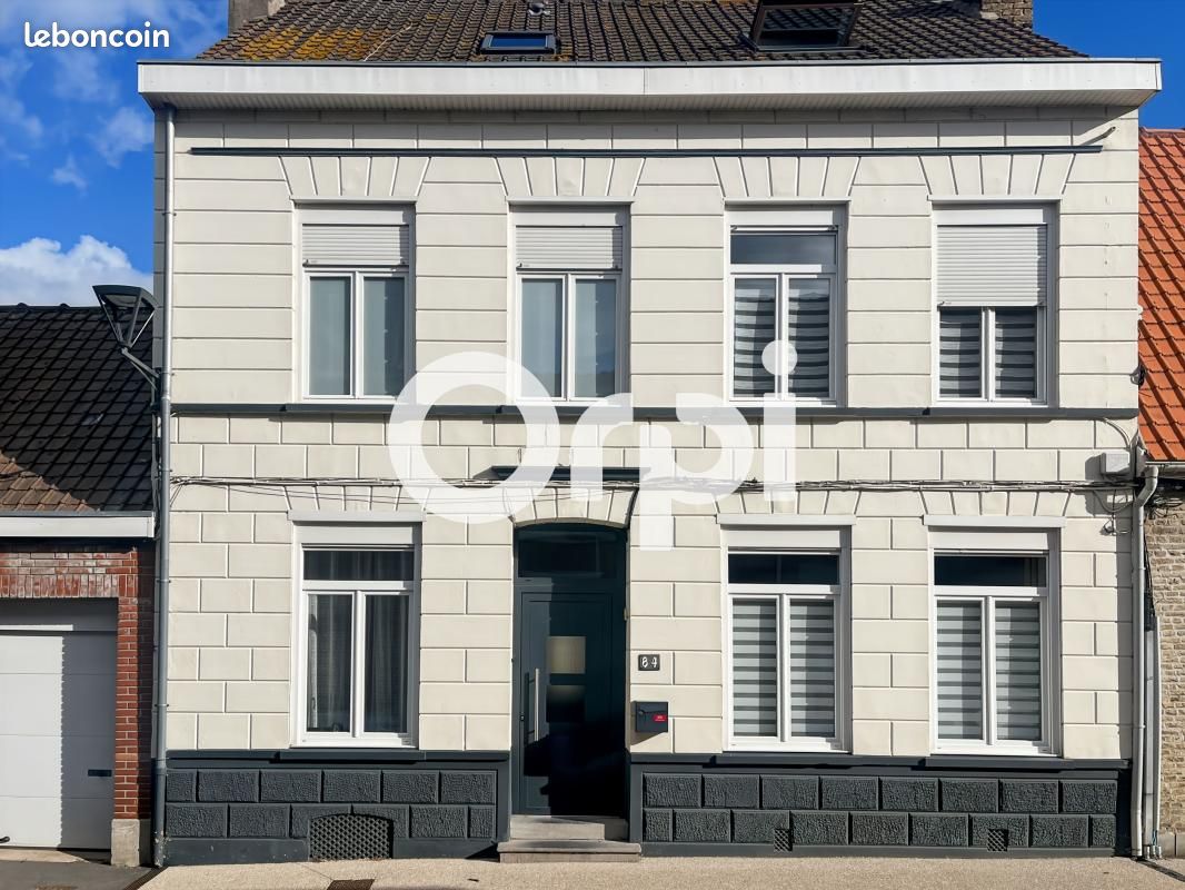 Maison 6 pièces 210 m² · à Hondschoote · 210 m² · 288 750 €