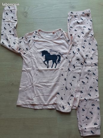 Pyjama licorne 7/8 ans - Vêtements