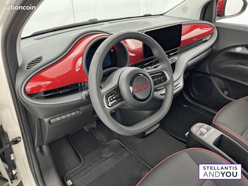 Fiat 500 e 118 ch (RED) (image 9)