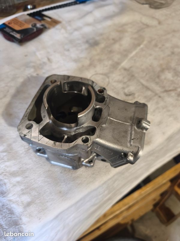 Cylindre rotax dd2 (image 4)