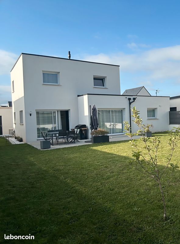 Maison 5 pièces 104 m² · à Saint-Divy · 104 m² · 339 900 €