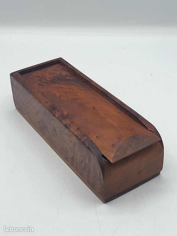Nagina International Boîte à Jeux En Bois Massif – Cartes, Dominos, Dés – Cadeau Ancien Style Voyage