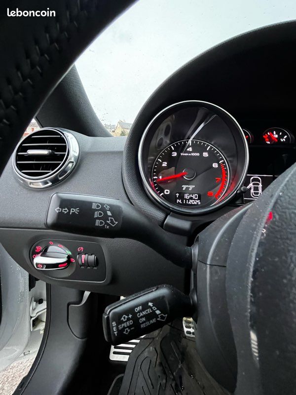 Audi TT 1.8 S LINE 160 cv boîte manuelle (image 9)