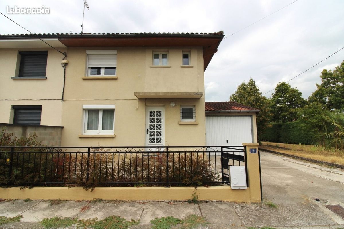 Appartement 4 pièces 82 m² · à Montauban · 82 m² · 890 €