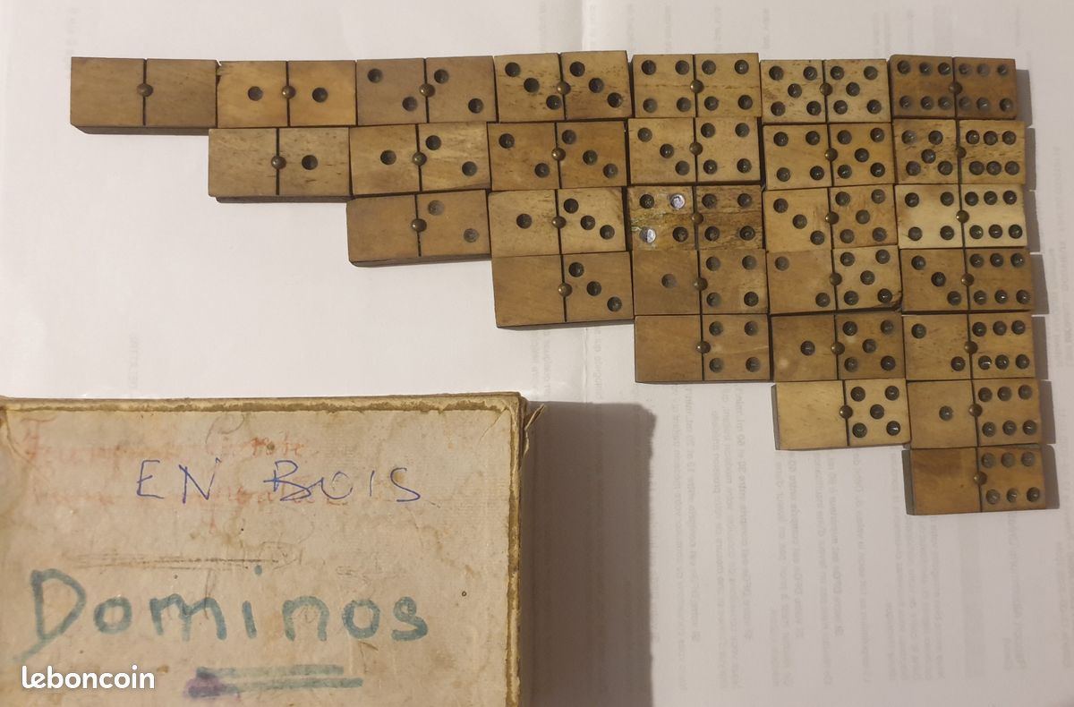 Jeu De Dominos En Bois Vintage Fait Main - Parfait état - Idéal Pour Les Soirées Jeux