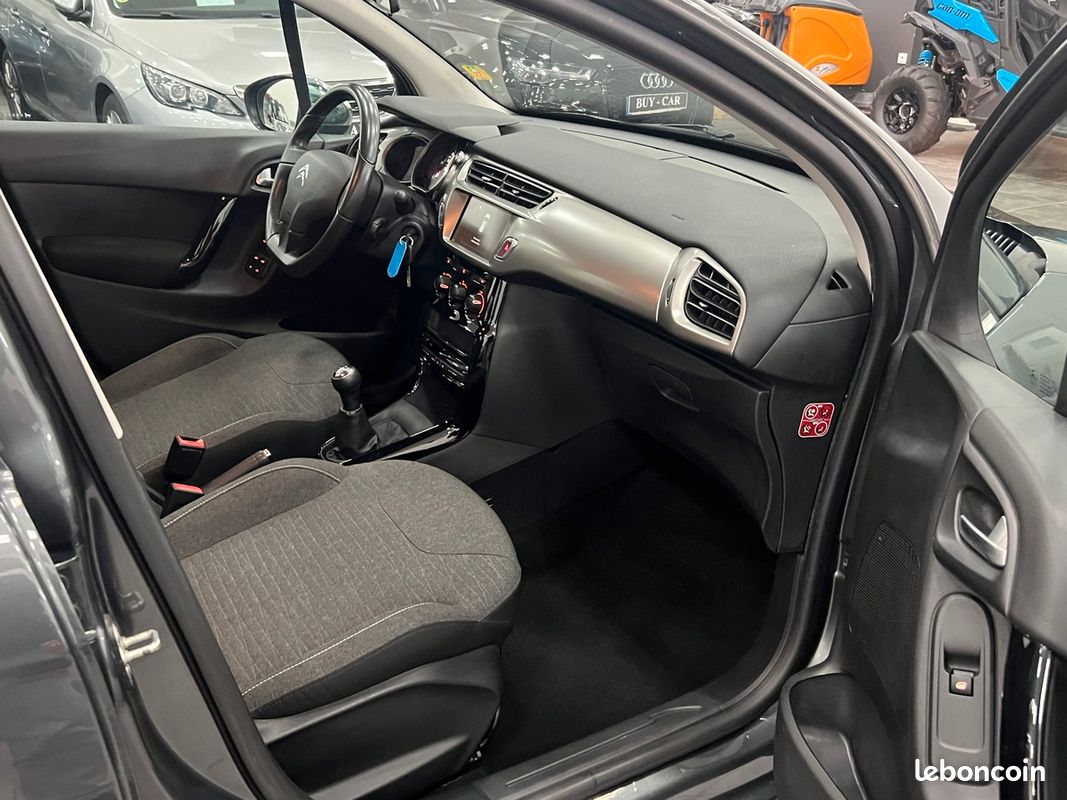 Citroën C3 1.2 PureTech 110 S&S Exclusive (image 11)