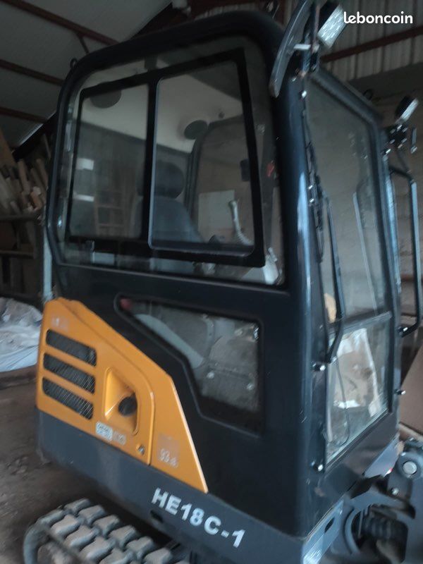 Mini pelle 1,8T eurotrac et remorque (image 2)