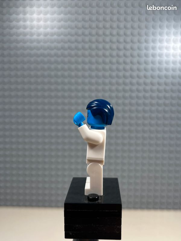 Minifigurine Lego Star Wars du Grand Amiral Thrawn unique, 75170 (image 2)