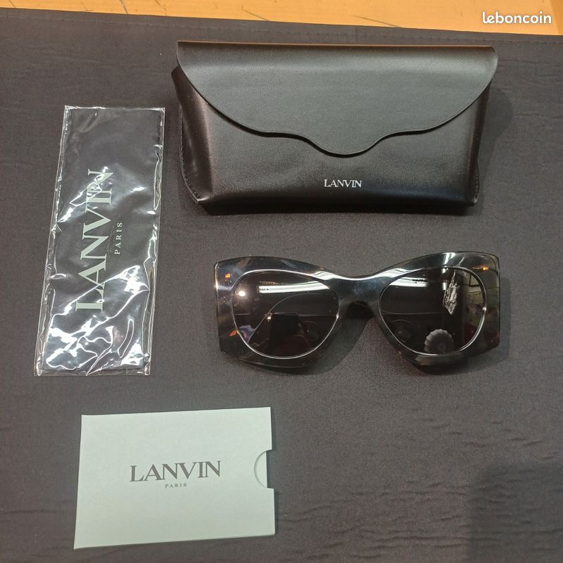 Lunettes De Soleil LANVIN Paris Vintage Pour Femme - Monture Acétate Marron Style Bouclier - Occasion Portée