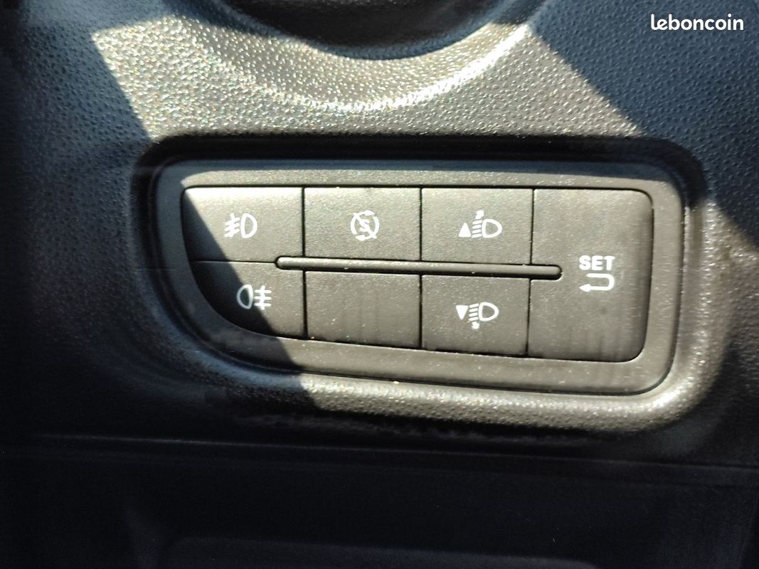 ALFA ROMEO MITO SERIE 3 MY18 1.4 TB MultiAir Start Stop 140 Alfa TCT Imola (image 12)