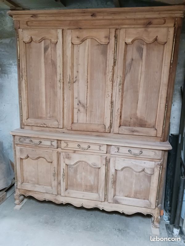 Vend buffet deux corps merisier (image 1)