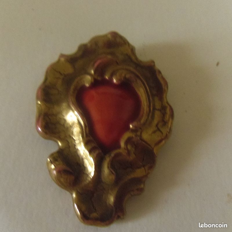 Ancienne Broche En Or 18 Carats Avec Corail Rouge - Bijou Vintage Occasion