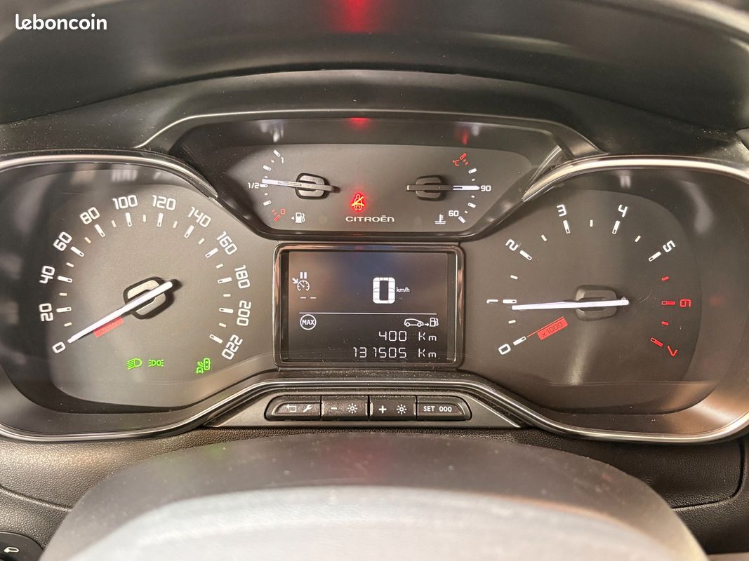 CITROEN C3 GENERATION-III 1.2 PURETECH 80 SHINE START-STOP - DISTRIBUTION À JOUR - CAMÉRA DE RECUL - CARPLAy (image 17)