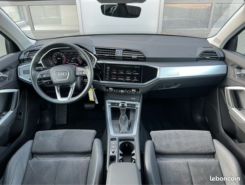 AUDI Q3 35 TFSI 150 CH / DESIGN LUXE / 1 ER MAIN / ACC LINE ASSIST / VIRTUAL COCkPIT / CARPLAY / FEUX LED / SIÈGES CHAUFFANTS / PARK ASSIST (image 5)