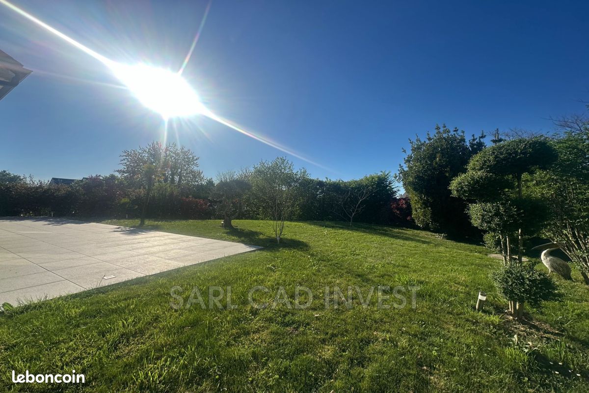 Maison 6 pièces 220 m² · à Fondettes · 220 m² · 849 000 €
