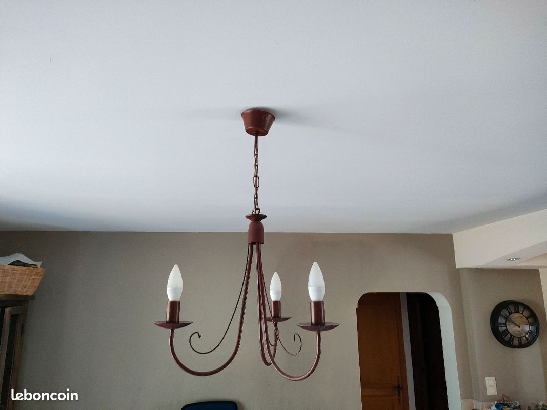 Lustre (image 1)