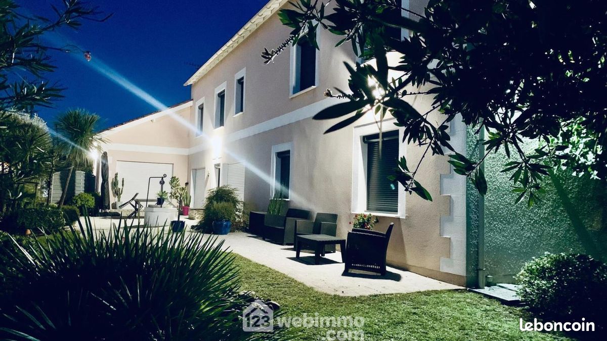 Maison 6 pièces 220 m² · à Bordeaux · 220 m² · 750 000 €