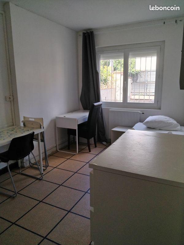 Appartement 1 pièce 12 m² · à Toulouse · 12 m² · 360 €