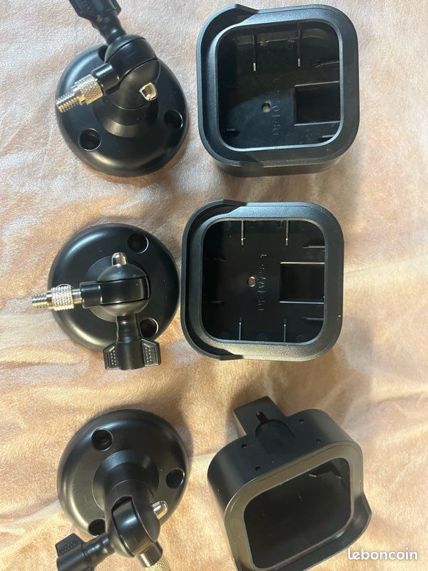 Blink Outdoor 4 – 3 caméras + 3 Sync Module 2 – NEUF (image 2)