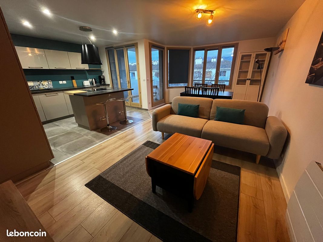 Appartement 3 pièces 68 m² · à Annecy · 68 m² · 1 365 €