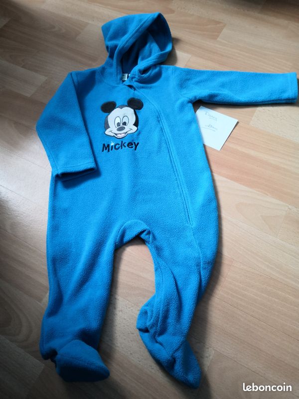 Pyjama avec capuche Disney 18 mois (image 1)