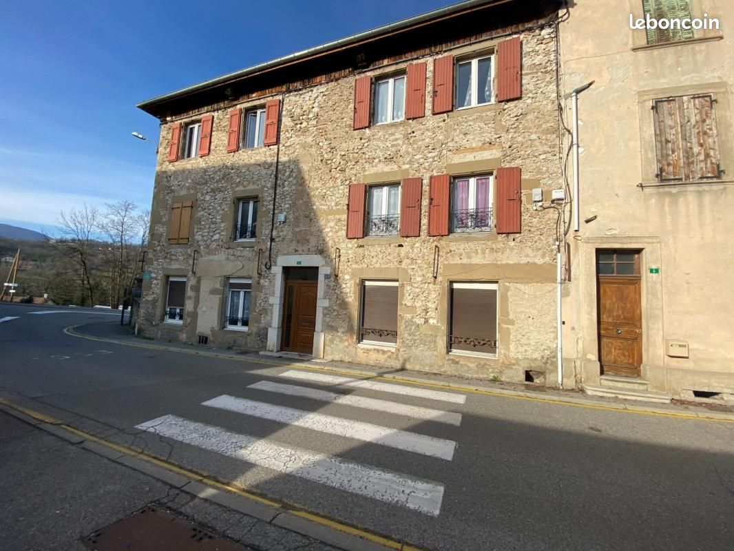 Appartement 2 pièces 35 m² · à Saint-Jean-en-Royans · 35 m² · 345 €/mois