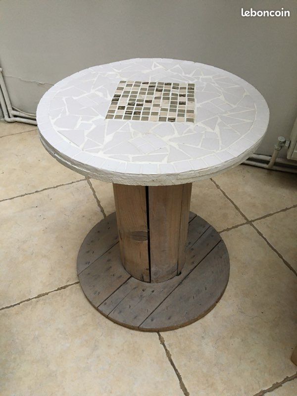 Création - table basse mosaïque unique (image 2)