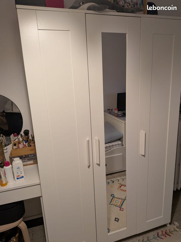 Armoire IKEA BRIMNES Blanche 3 Portes Avec Miroir – 117x190 Cm, Super Rangement Pour Chambre