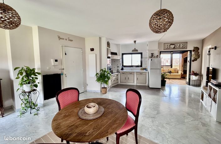 Appartement 4 pièces 93 m² — 3